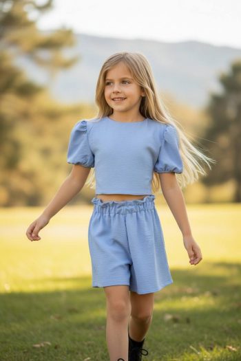 Σετ τοπ με σορτς - Image 2