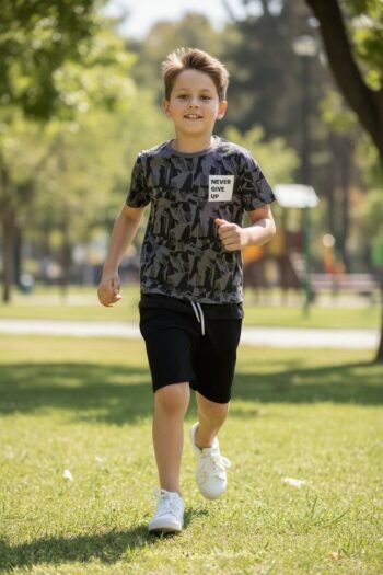 Σετ 3 τεμάχια μπλούζα με 2 βερμούδες 8022 - Image 3