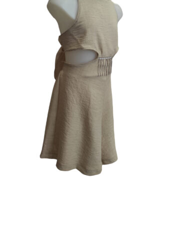 Ολόσωμο σορτς μπεζ με κρόσσια - Image 3