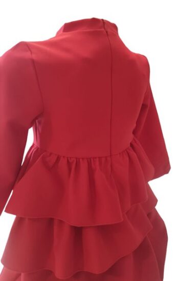 Φόρεμα με βολάνακια και κολιέ με πέρλες - Image 3