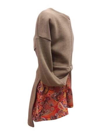 Σετ σορτς με πλεκτή ασύμμετρη μπλούζα - Image 2