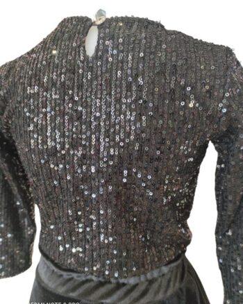 Σετ τοπ με παγιετα και μπάλου βελούδο φούστα - Image 3