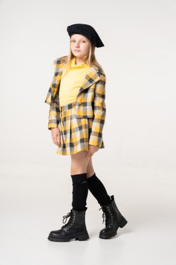 Πλεκτο μπλουζάκι με χαλαρο ζιβάγκο κιτρινο χρώμα - Image 2