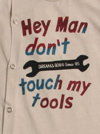 Ολόσωμο φορμάκι με κούμπωμα και τύπωμα μπροστά. - Image 2