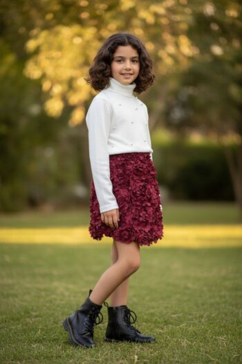 Σετ φούστα με 3D λουλούδια και πλεκτο ζιβάγκο με πάρλες - Image 1