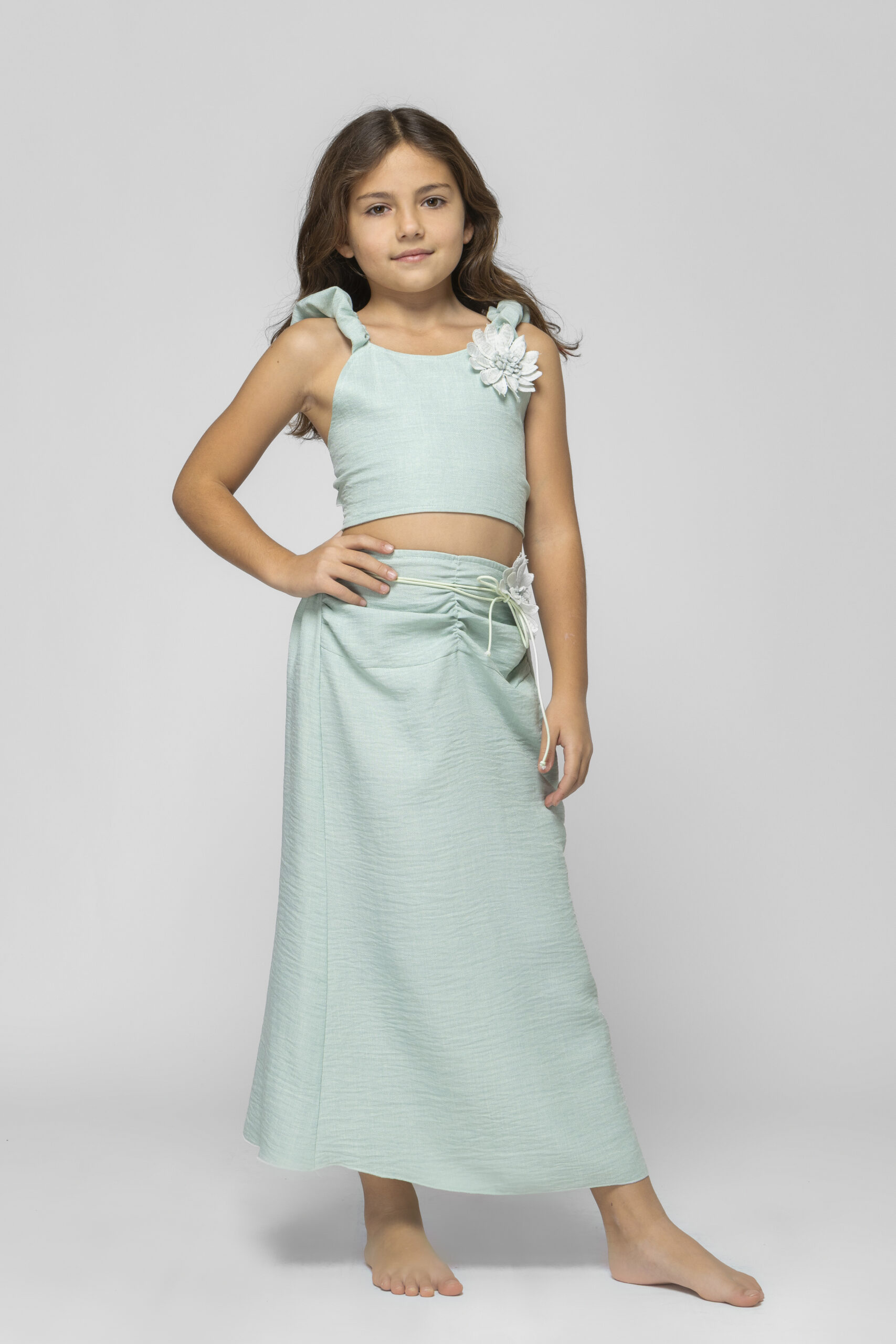 Σετ μέντα χρώμα τοπ με λουλούδι και φούστα