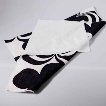 Black & white bloom πετσέτα - Image 2