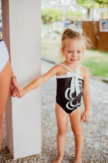 Ολόσωμο μαγιό black&white Bloom